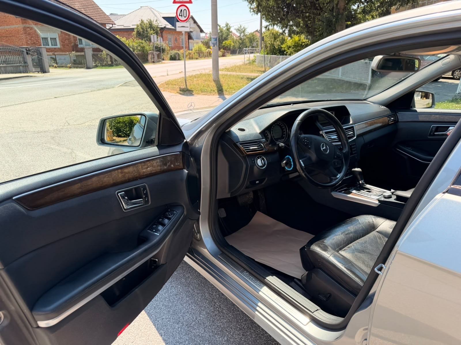 Mercedes-Benz E-klasa 200 CDI automatik, fotografija 9