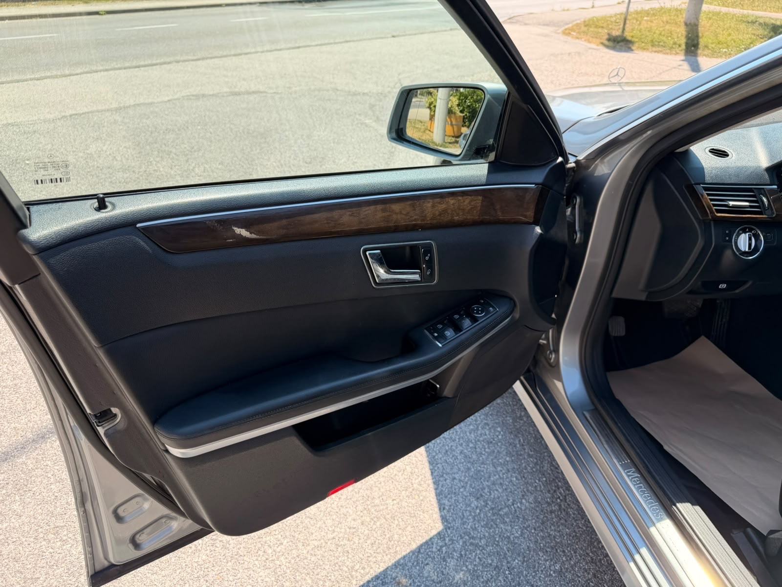 Mercedes-Benz E-klasa 200 CDI automatik, fotografija 10