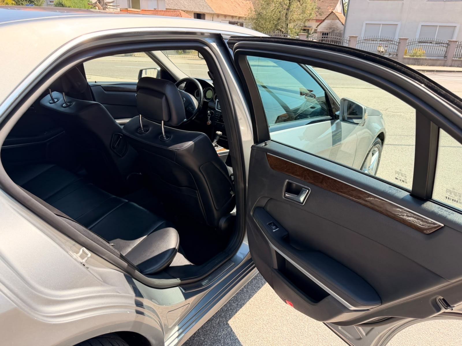 Mercedes-Benz E-klasa 200 CDI automatik, fotografija 15