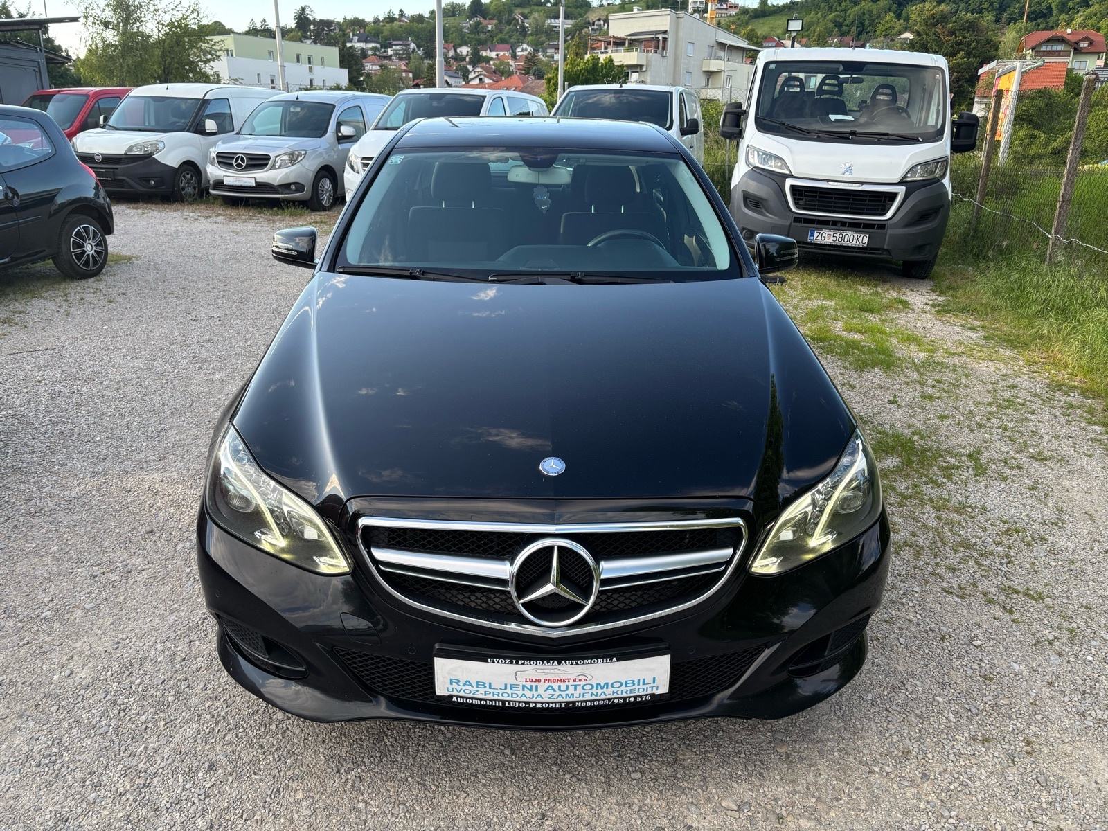 Mercedes-Benz E-klasa 200 CDI-NAVI-AUTO KLIMA-ALU-TEMPOMAT-MFV-KARTICE, pogled izvana - slika 3