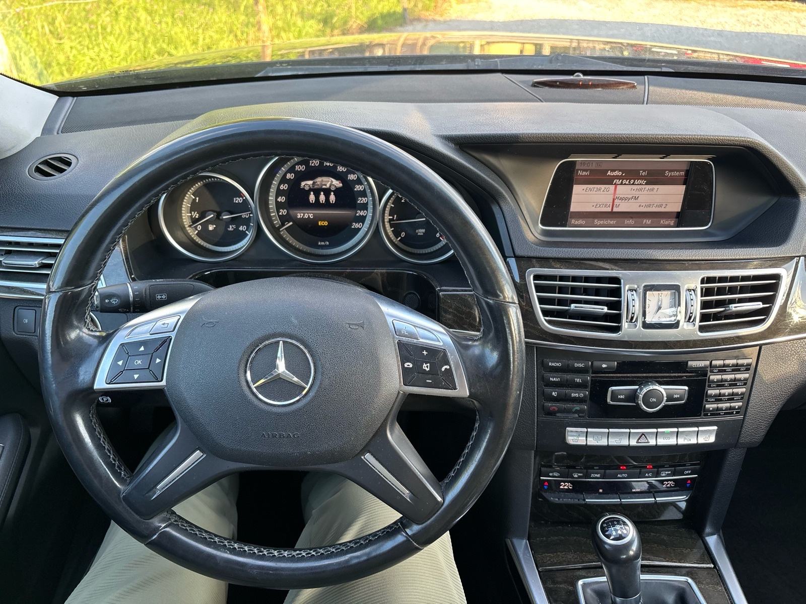 Mercedes-Benz E-klasa 200 CDI-NAVI-AUTO KLIMA-ALU-TEMPOMAT-MFV-KARTICE, fotografija 14