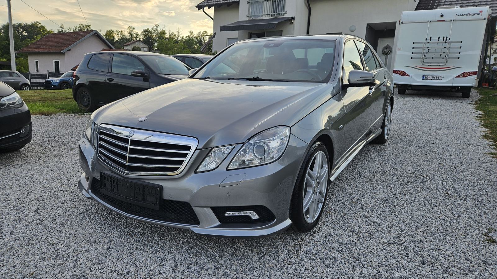 Mercedes-Benz E-klasa 200 CDI Avangarde AMG paket alu 18",, pogled izvana - slika 4