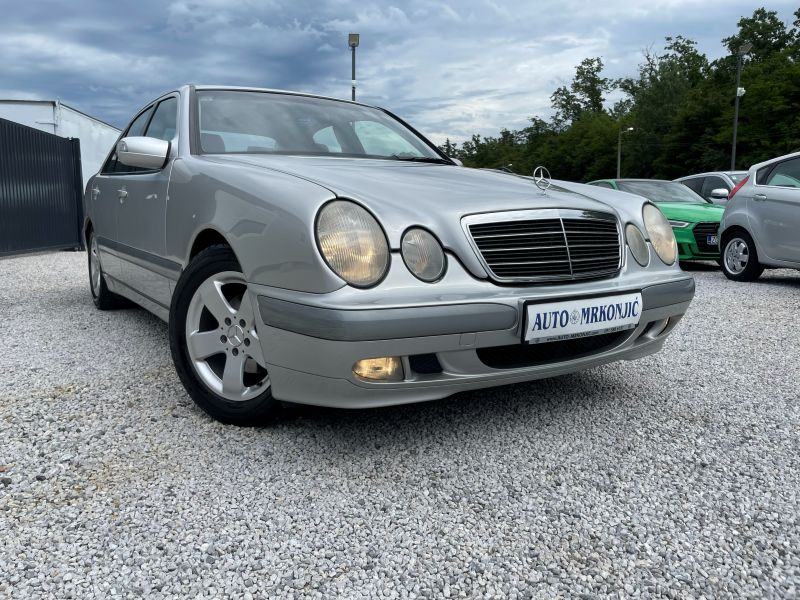 Mercedes-Benz E-klasa 200 CDI * SERVISNA * 1.VLASNIK * REG DO 10/2026, fotografija 17