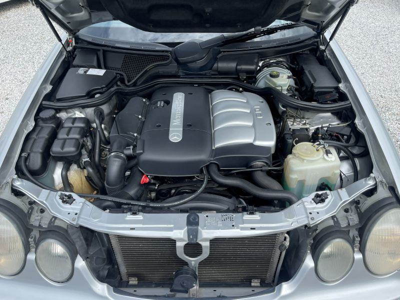Mercedes-Benz E-klasa 200 CDI * SERVISNA * 1.VLASNIK * REG DO 10/2026, fotografija 20
