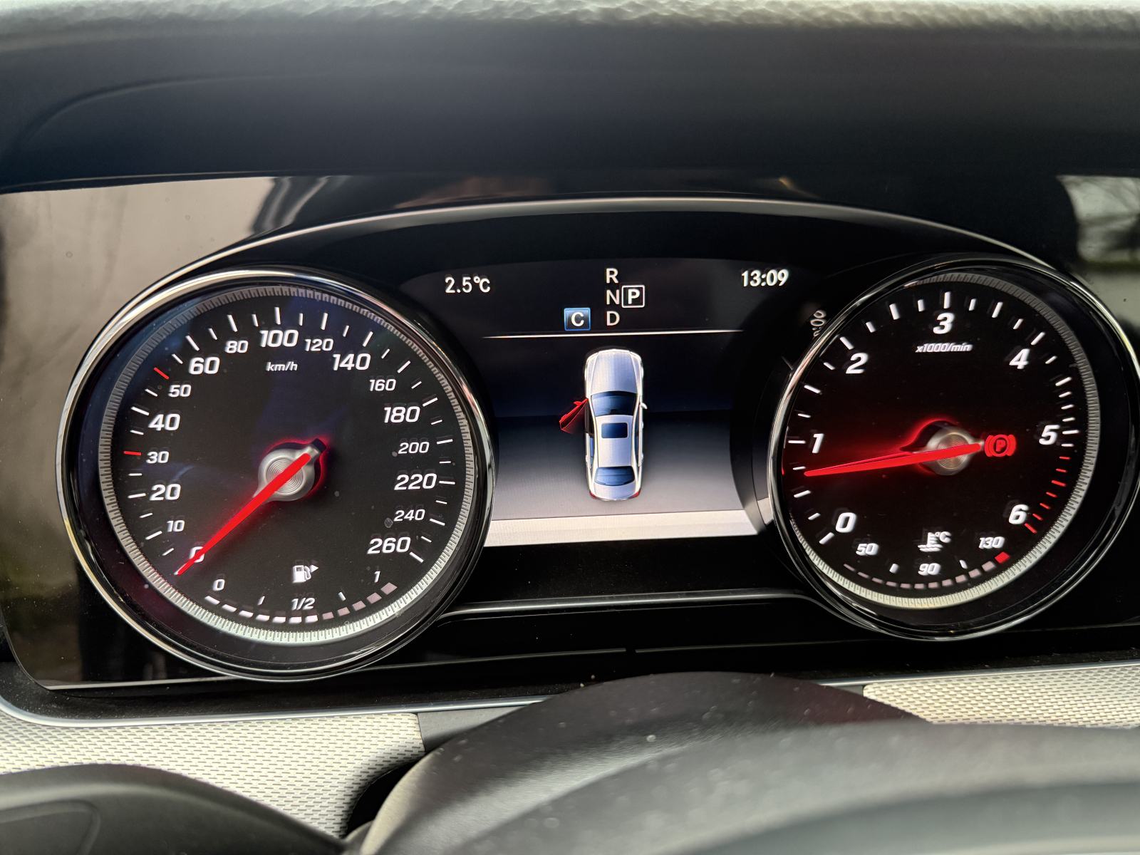 Mercedes-Benz E-klasa 200 D 9G W213 Odličan, fotografija 9