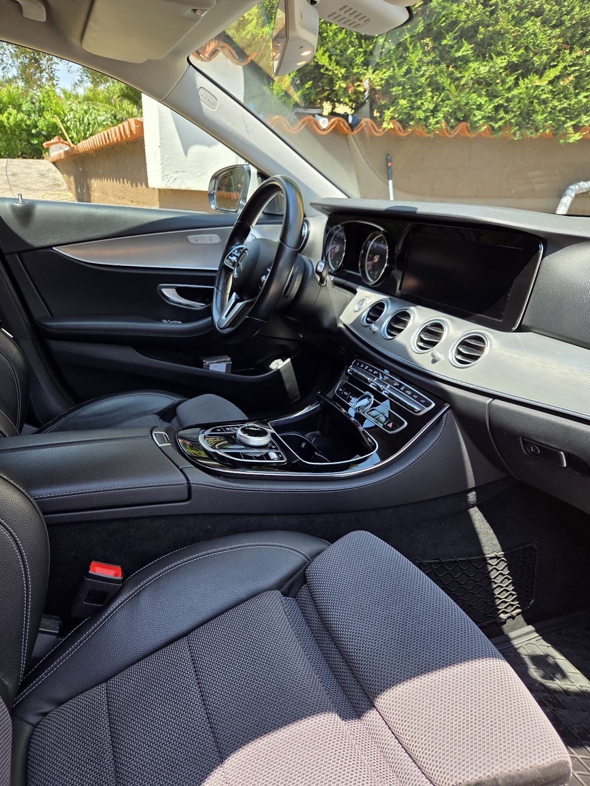 Mercedes-Benz E-klasa 200 D automatik, fotografija 9