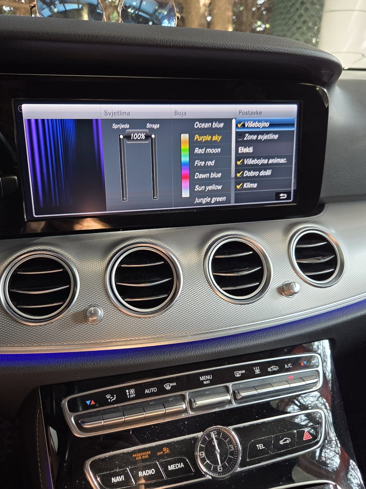 Mercedes-Benz E-klasa 200 D automatik, fotografija 16