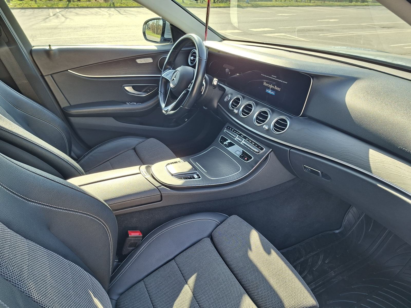 Mercedes-Benz E-klasa 200 D automatik, fotografija 4