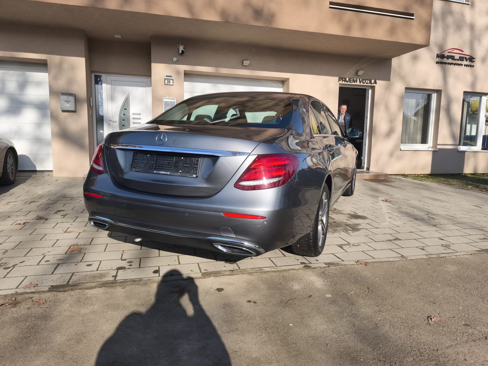 Mercedes-Benz E-klasa 200 D, fotografija 8