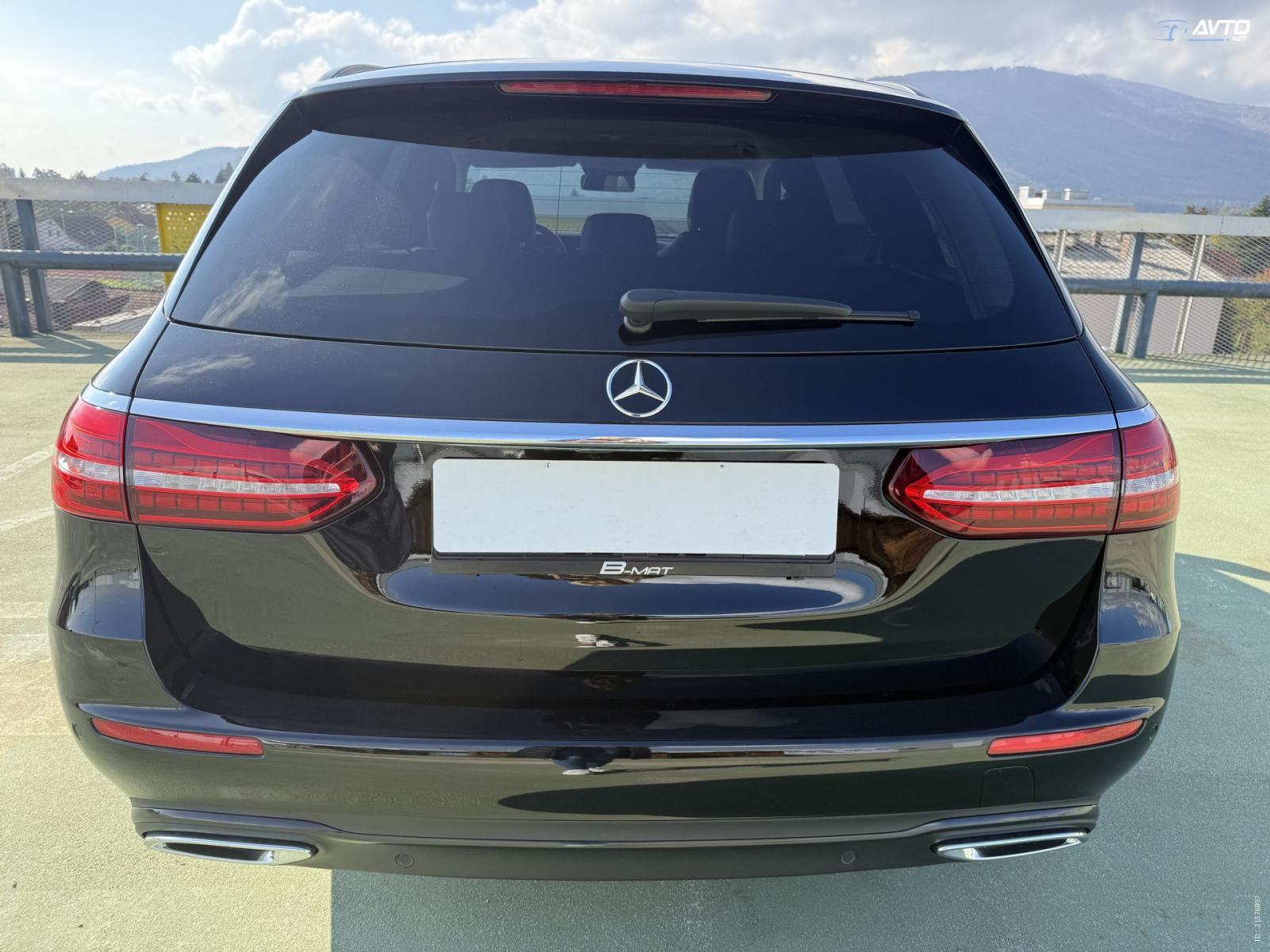 Mercedes-Benz E-klasa 200 D, fotografija 5