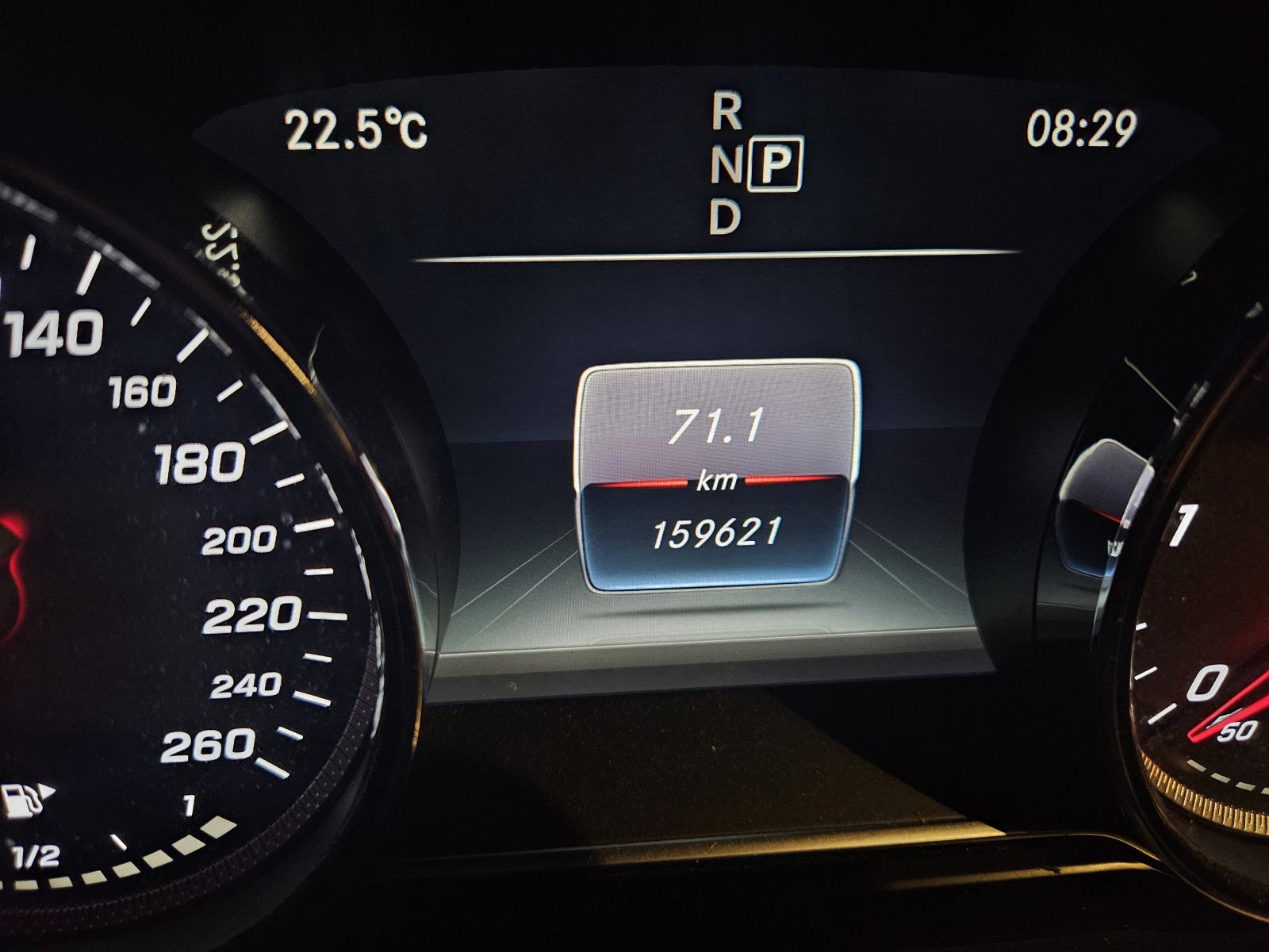 Mercedes-Benz E-klasa 200 D, fotografija 3