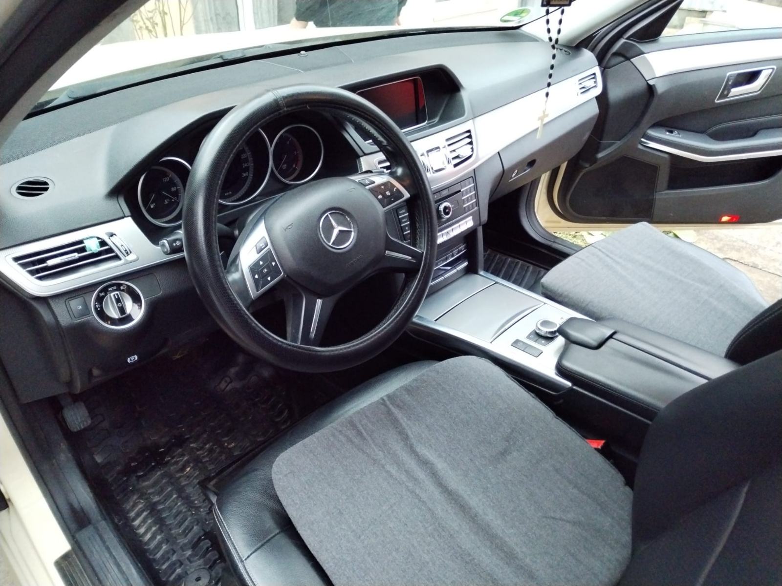 Mercedes-Benz E-klasa 212 automatik, pogled izvana - slika 5