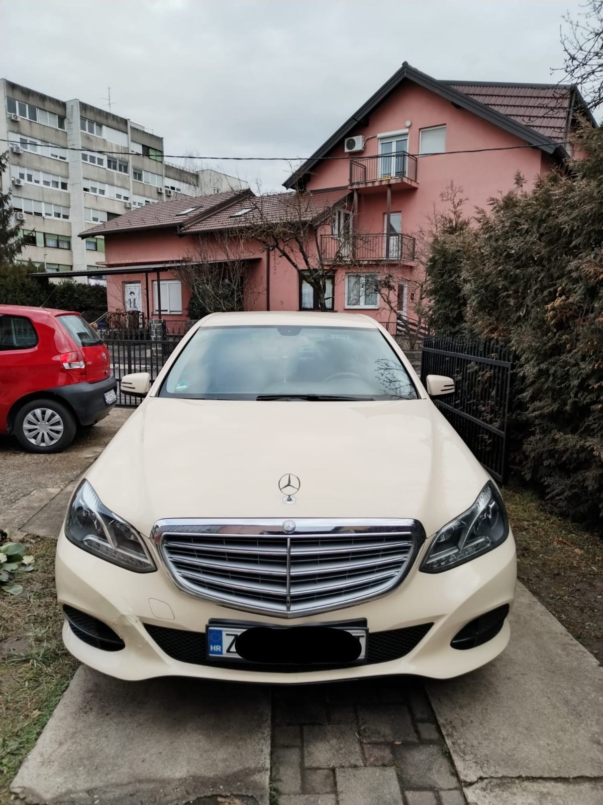 Mercedes-Benz E-klasa 212 automatik, pogled izvana - slika 1