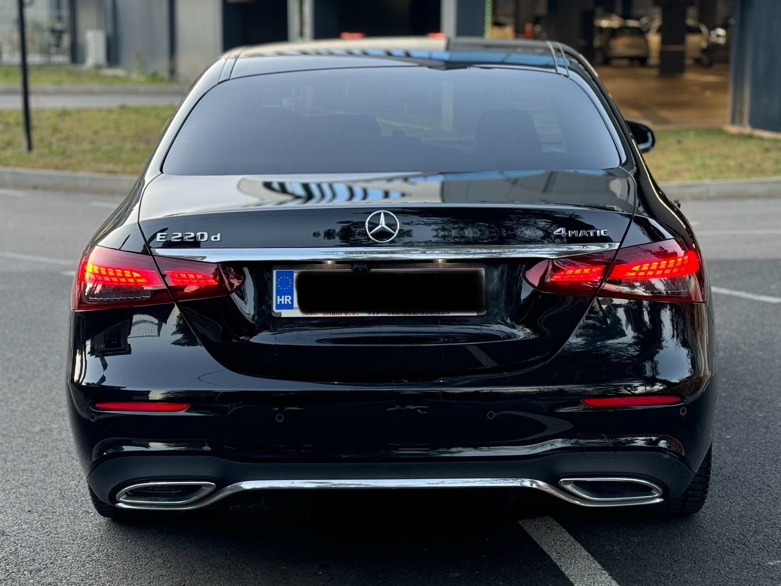 Mercedes-Benz E-klasa 220 4MATIC AMG F1 Zamjena!!!, fotografija 5
