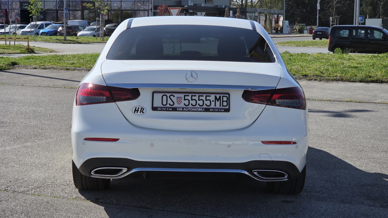 Mercedes-Benz E-klasa 220 AMG 65TKM LED NAVI KAMER ŠIBER, fotografija 9