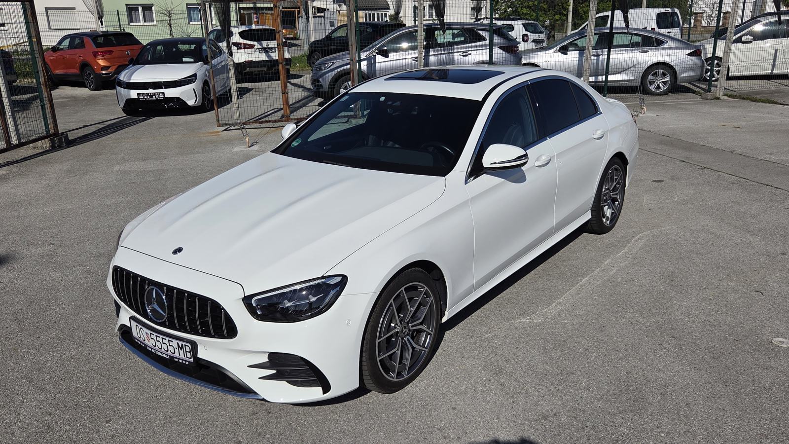 Mercedes-Benz E-klasa 220 AMG 65TKM LED NAVI KAMER ŠIBER, fotografija 13