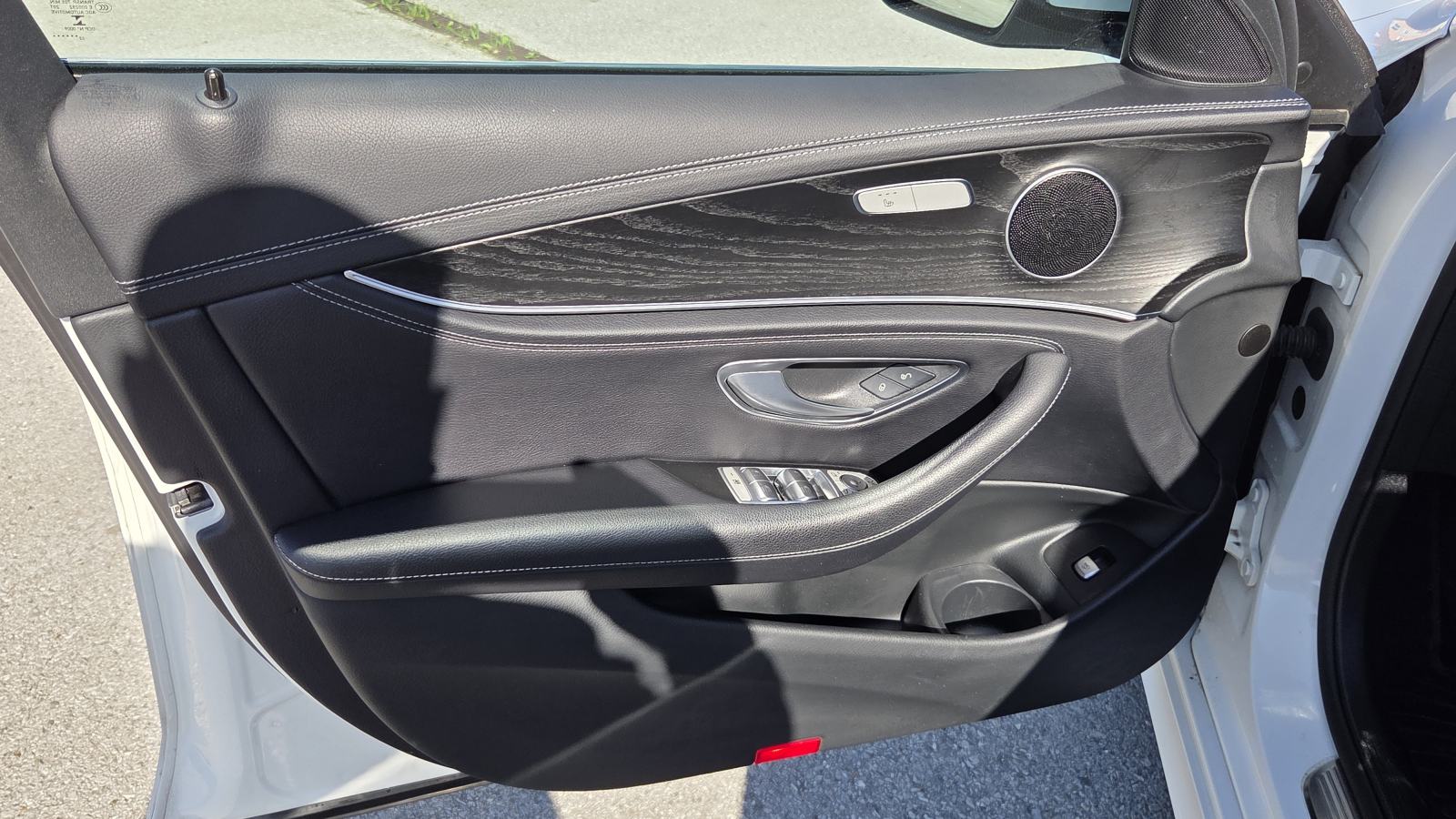Mercedes-Benz E-klasa 220 AMG 65TKM LED NAVI KAMER ŠIBER, fotografija 15