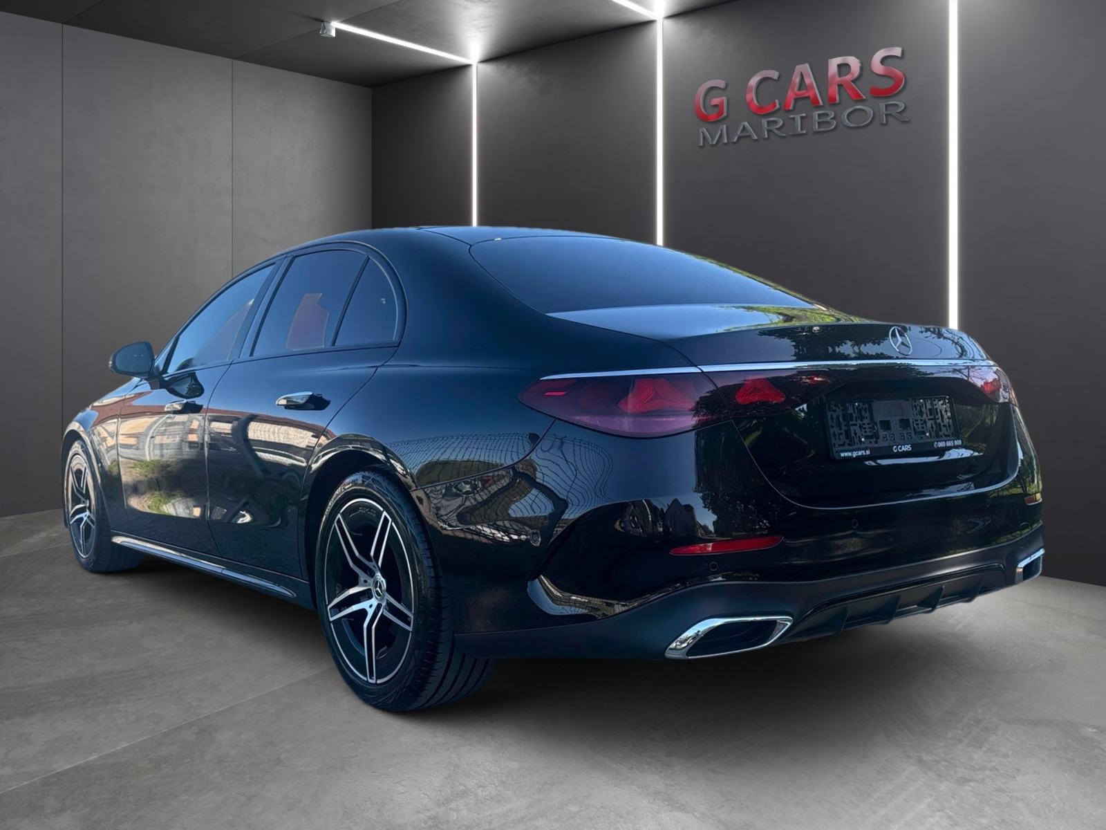 Mercedes-Benz E-klasa 220 4MATIC AMG, fotografija 2