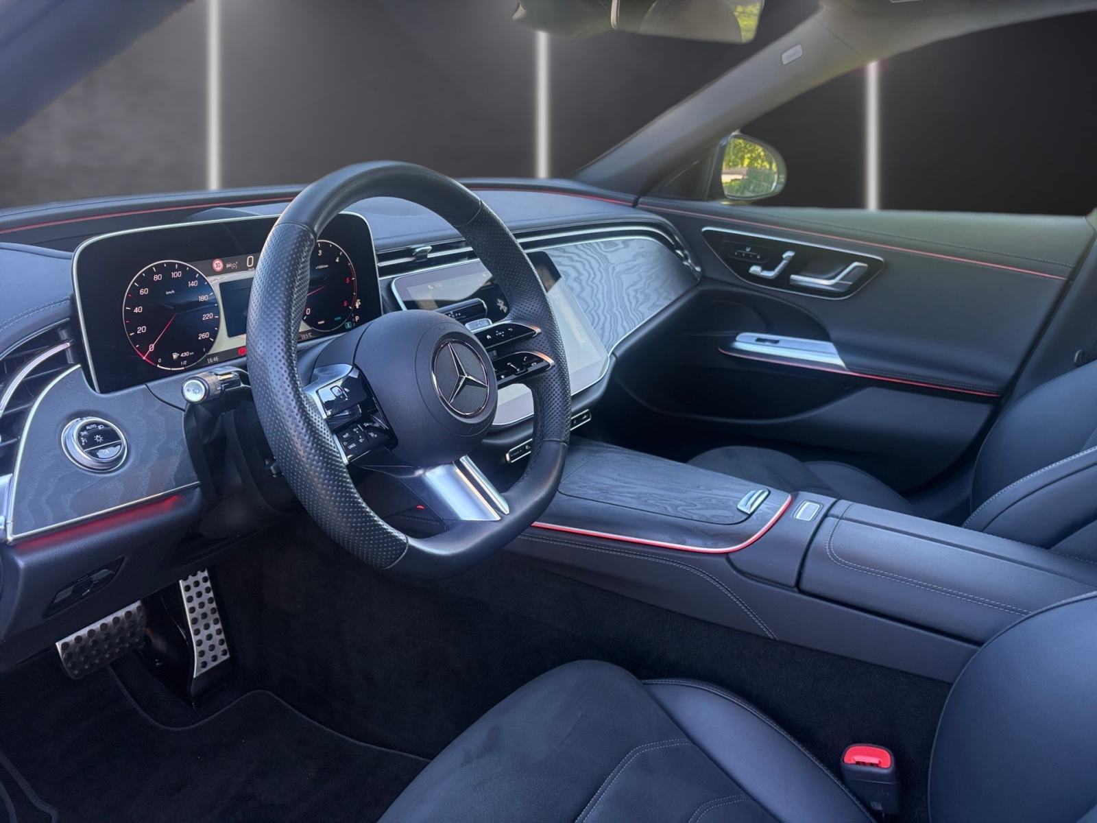 Mercedes-Benz E-klasa 220 4MATIC AMG, fotografija 8