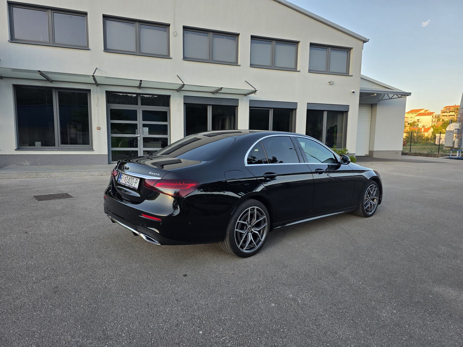 Mercedes-Benz E-klasa 220 4MATIC AMG, Šiber, Widescreen, 19, fotografija 7