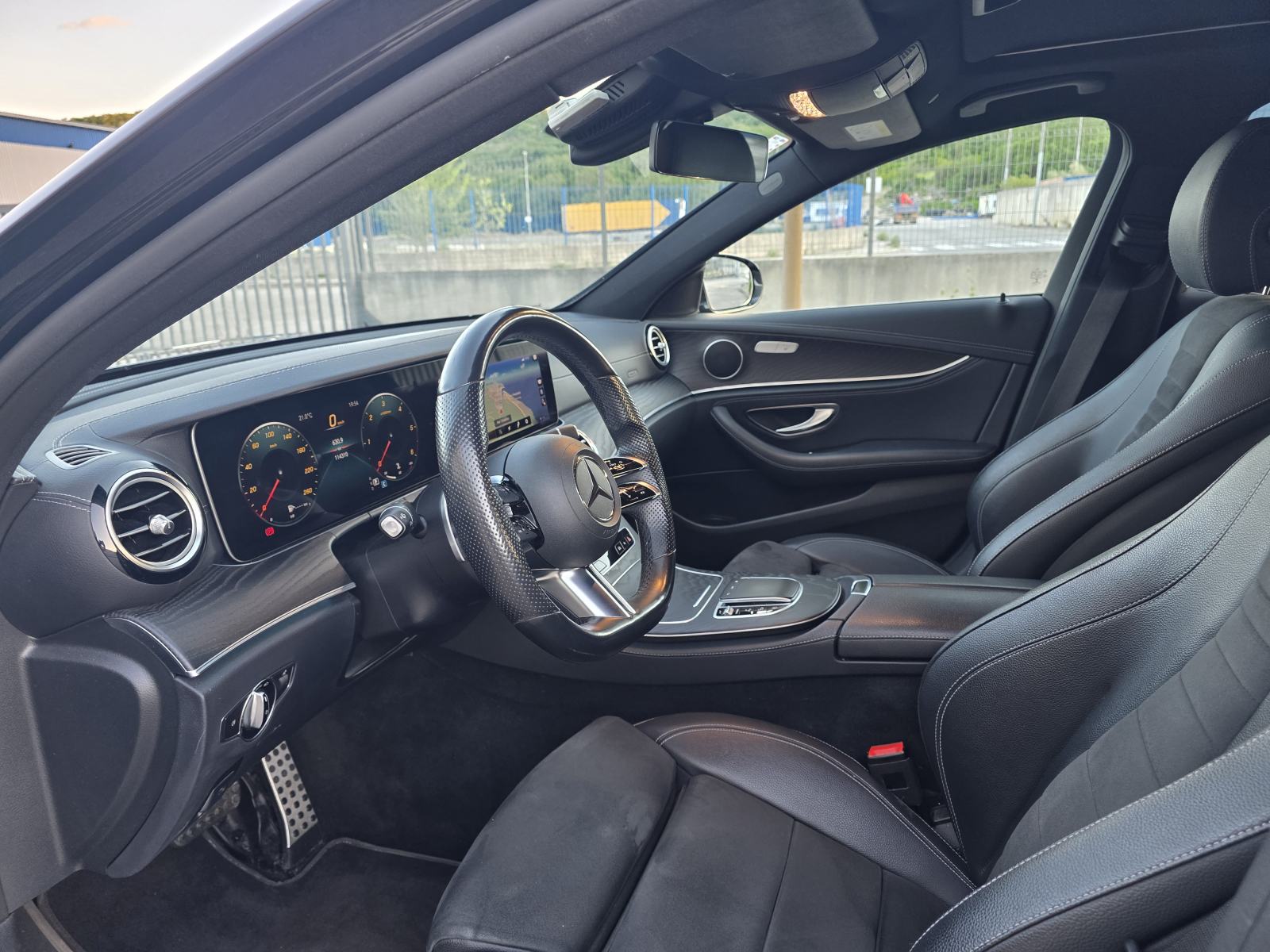 Mercedes-Benz E-klasa 220 4MATIC AMG, Šiber, Widescreen, 19, fotografija 9