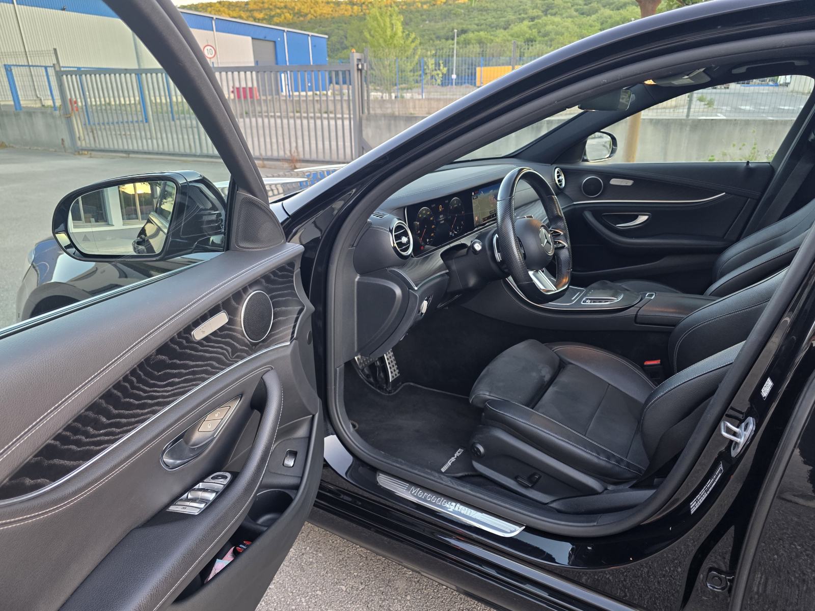 Mercedes-Benz E-klasa 220 4MATIC AMG, Šiber, Widescreen, 19, fotografija 10