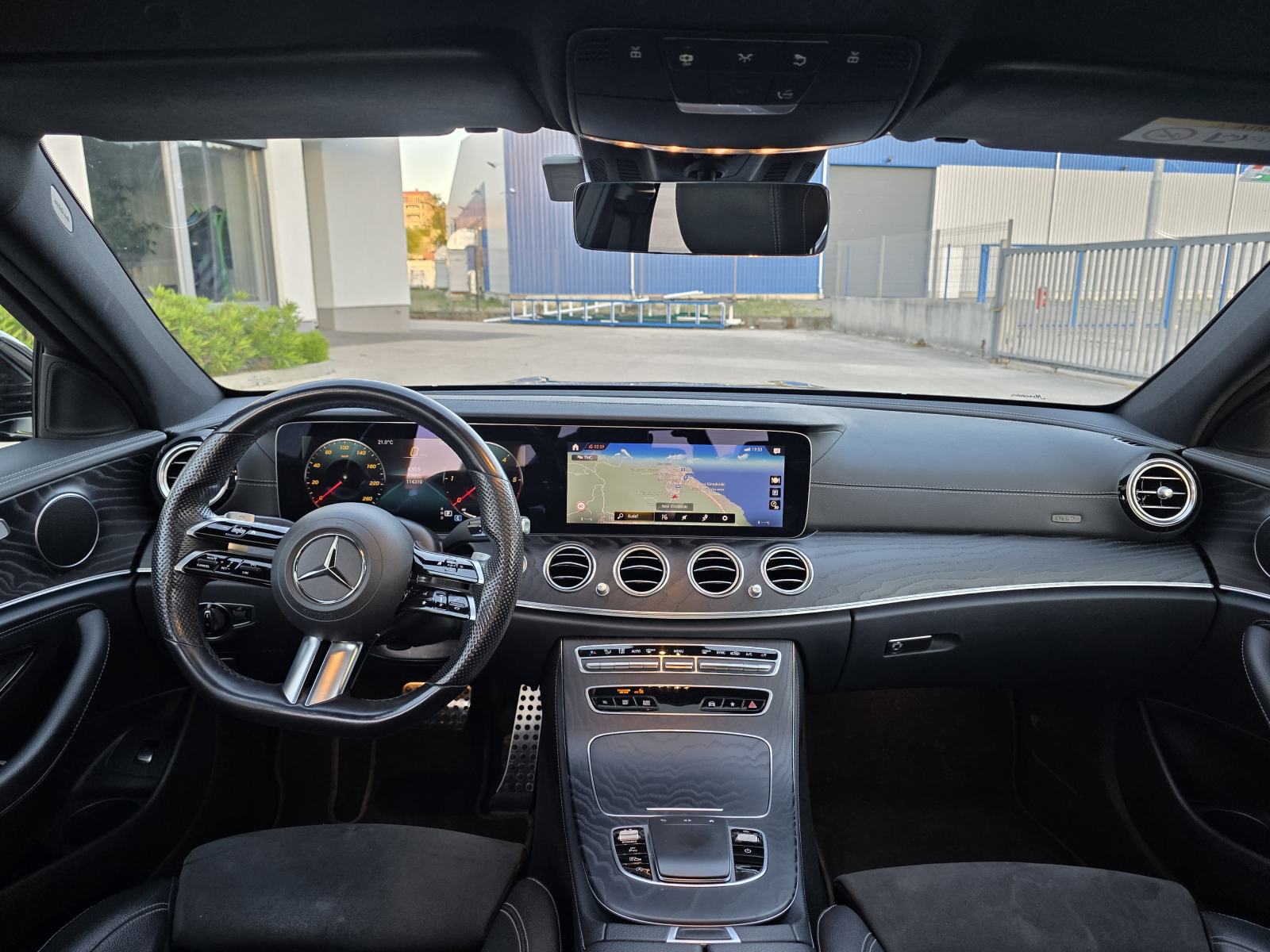 Mercedes-Benz E-klasa 220 4MATIC AMG, Šiber, Widescreen, 19, fotografija 12