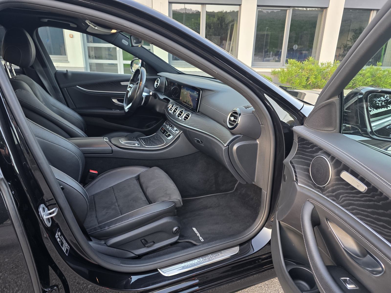 Mercedes-Benz E-klasa 220 4MATIC AMG, Šiber, Widescreen, 19, fotografija 13