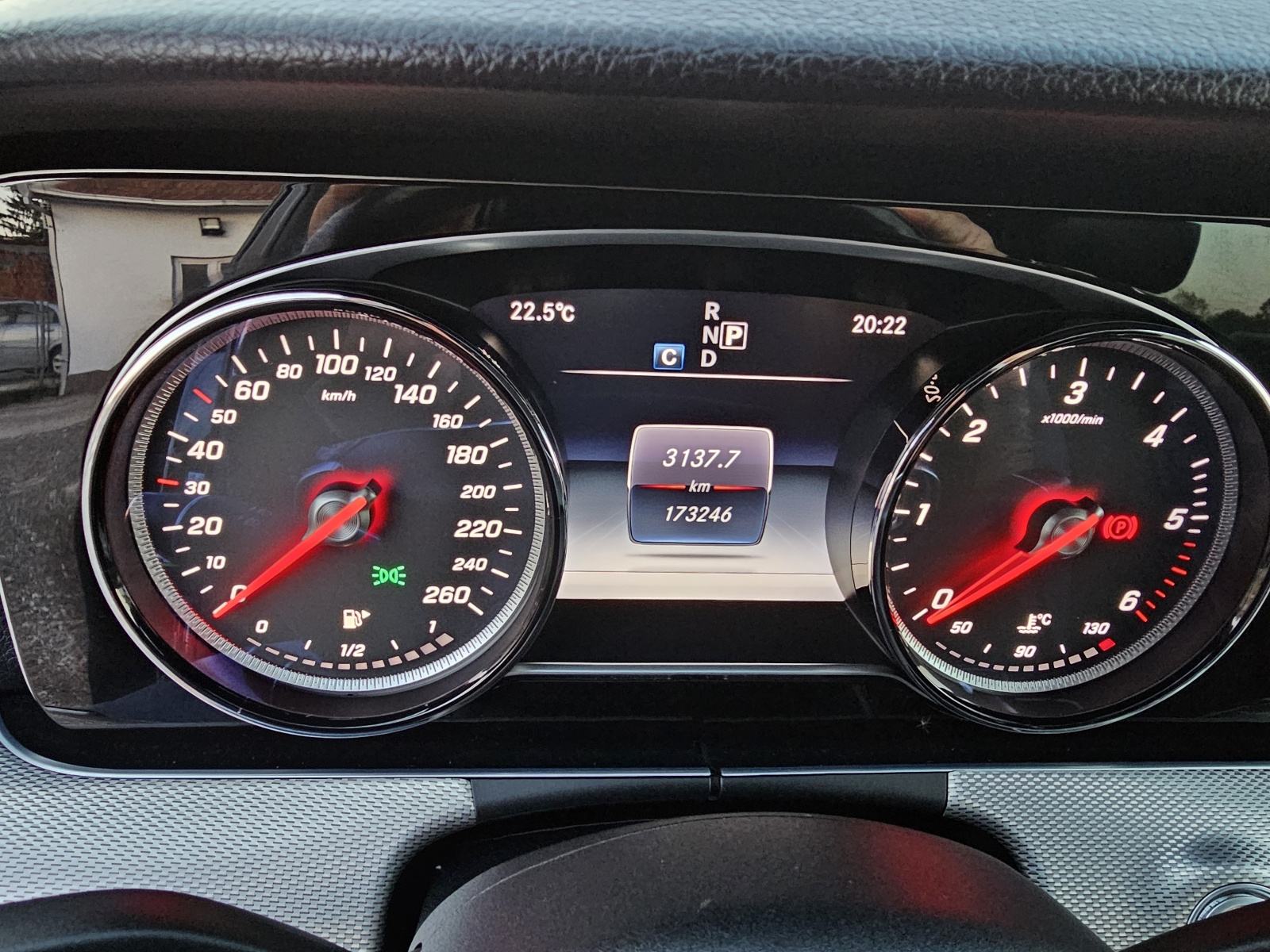 Mercedes-Benz E-klasa 220 CDI ***AMG-TOP-TOP-STANJE***HR-VOZILO***, fotografija 19