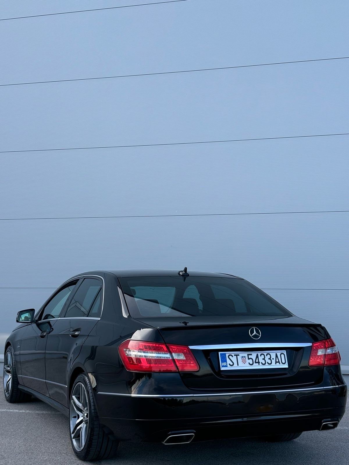 Mercedes-Benz E-klasa 220 CDI automatik-Avantgarde, fotografija 4