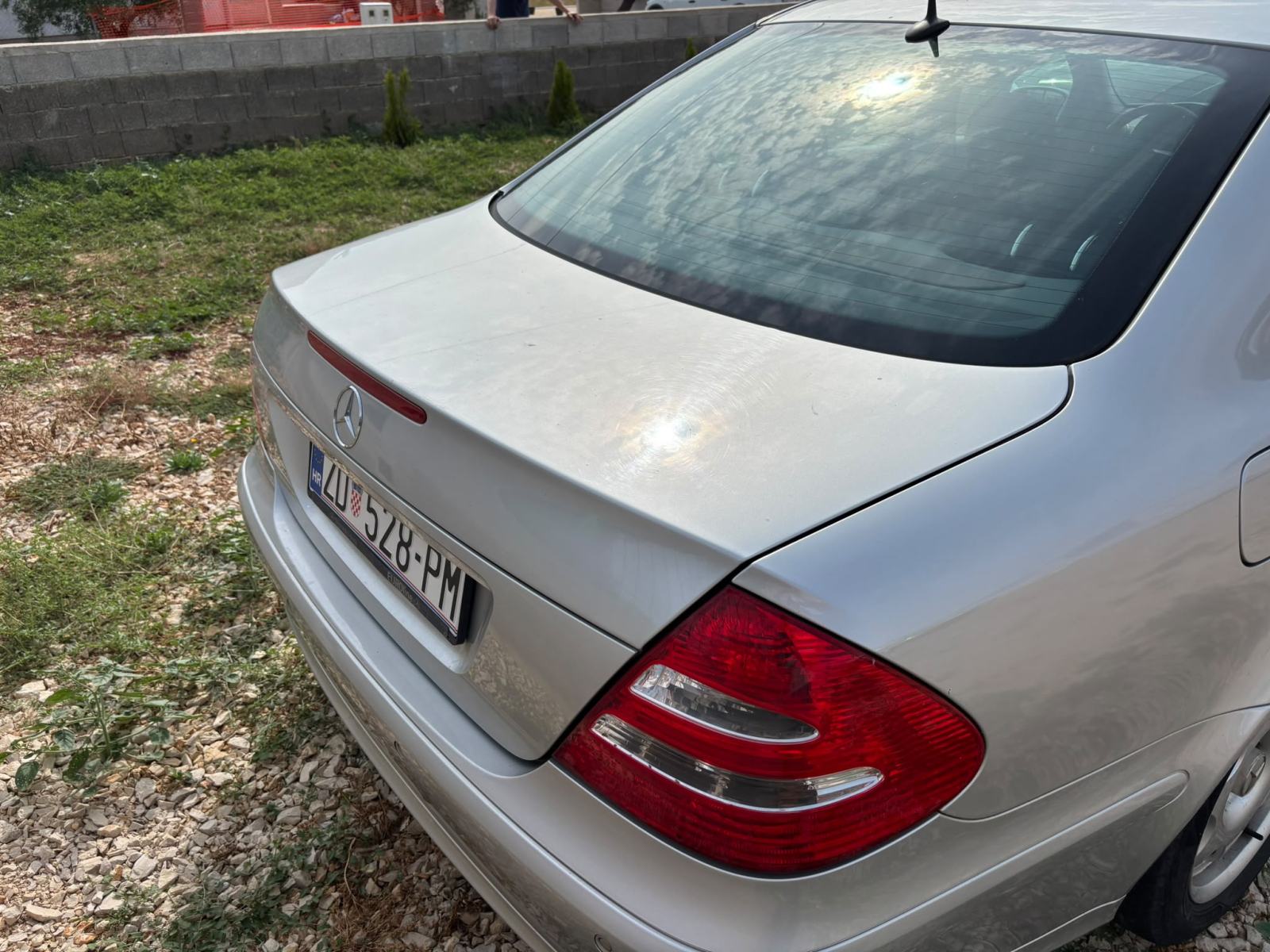 Mercedes-Benz E-klasa 220 CDI automatik, motor u kvaru, fotografija 9