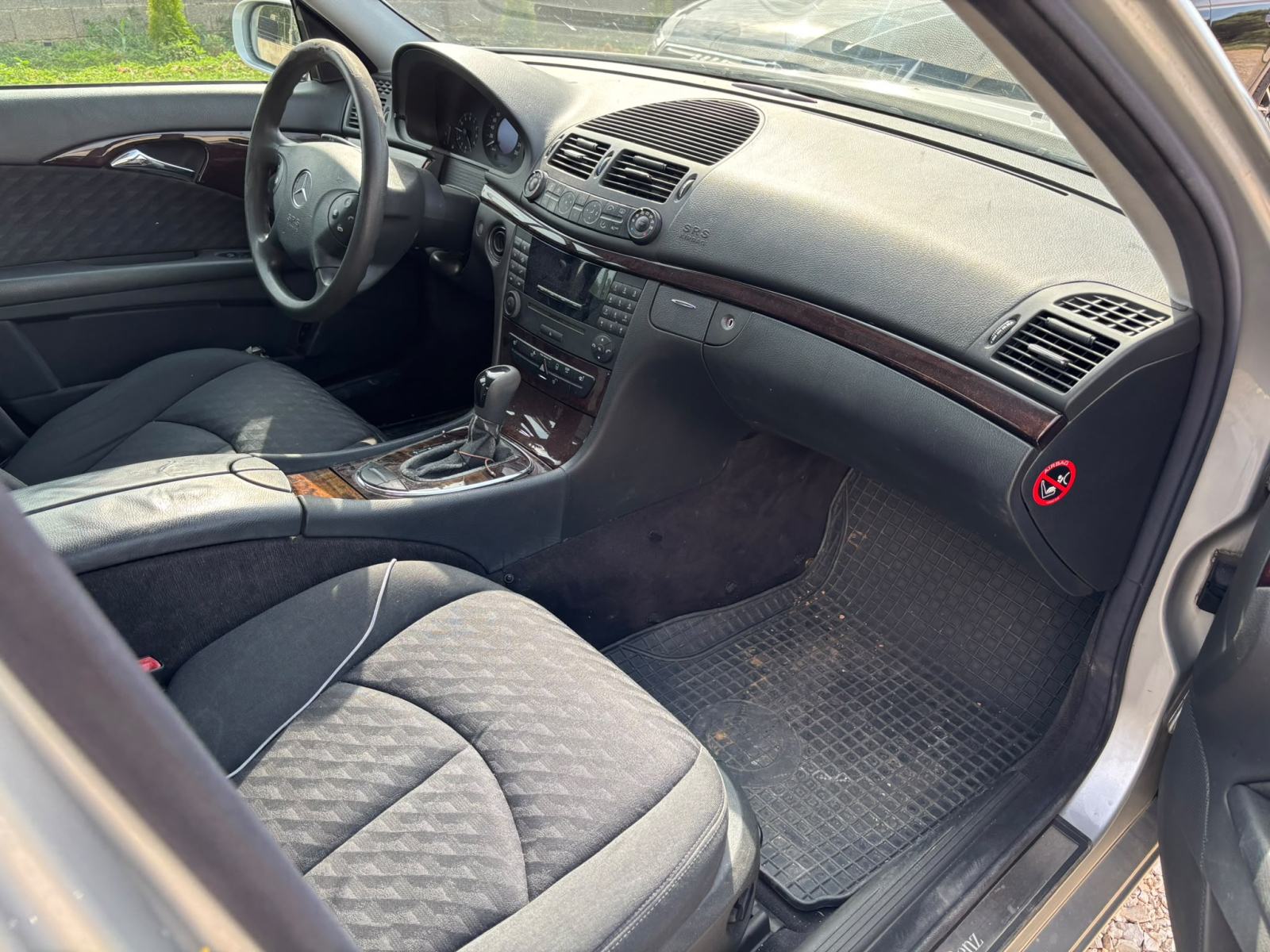 Mercedes-Benz E-klasa 220 CDI automatik, motor u kvaru, fotografija 15