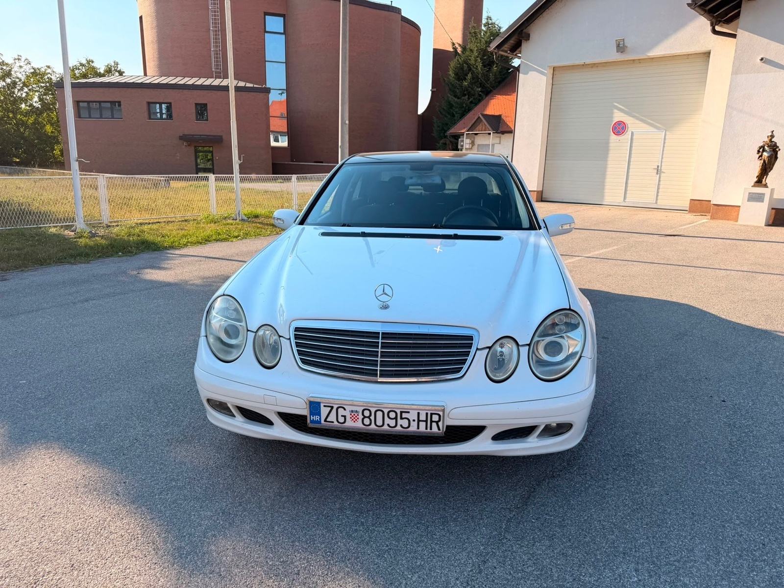 Mercedes-Benz E-klasa 220 CDI automatik, fotografija 8