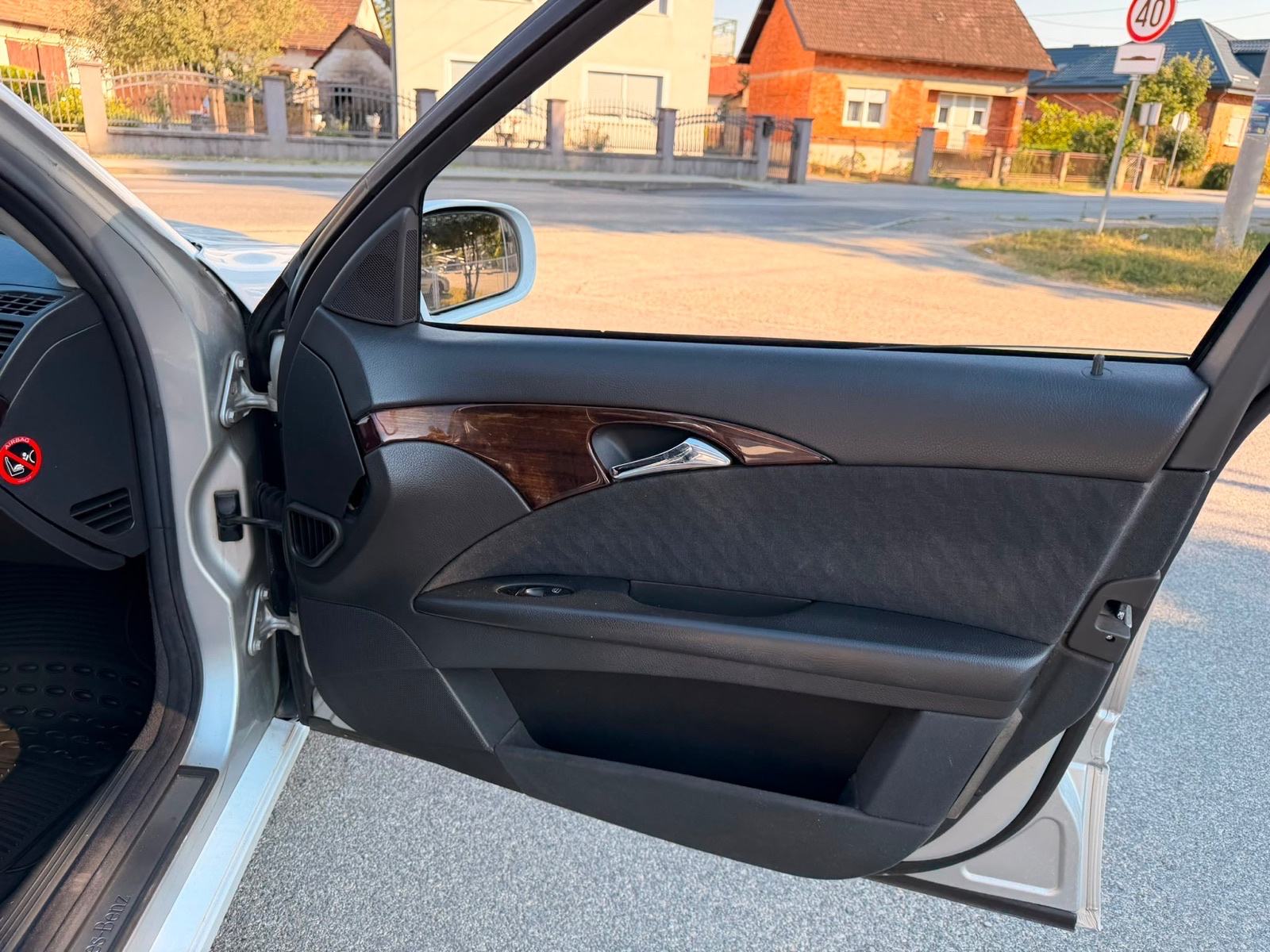 Mercedes-Benz E-klasa 220 CDI automatik, fotografija 14