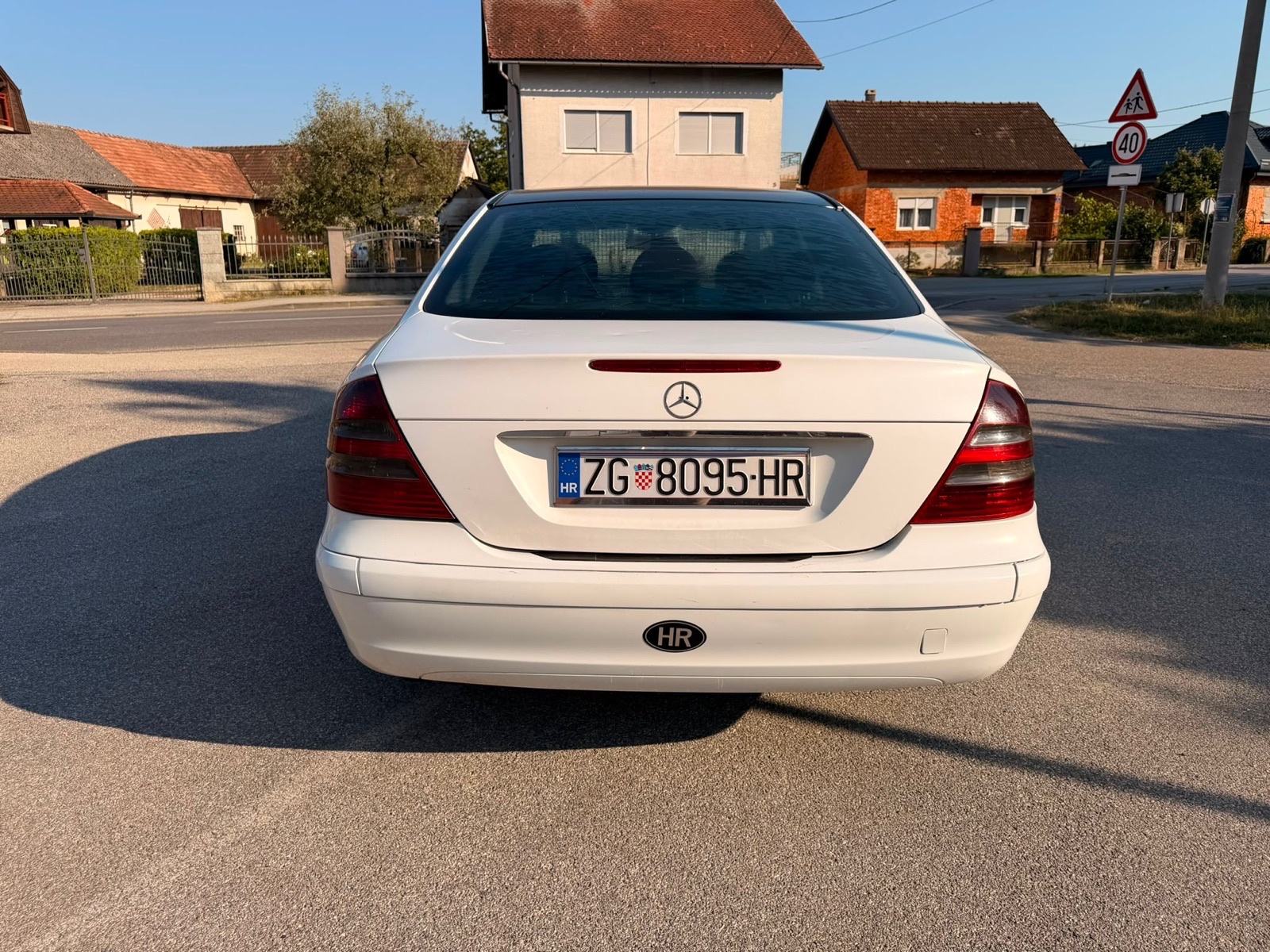 Mercedes-Benz E-klasa 220 CDI automatik, fotografija 15