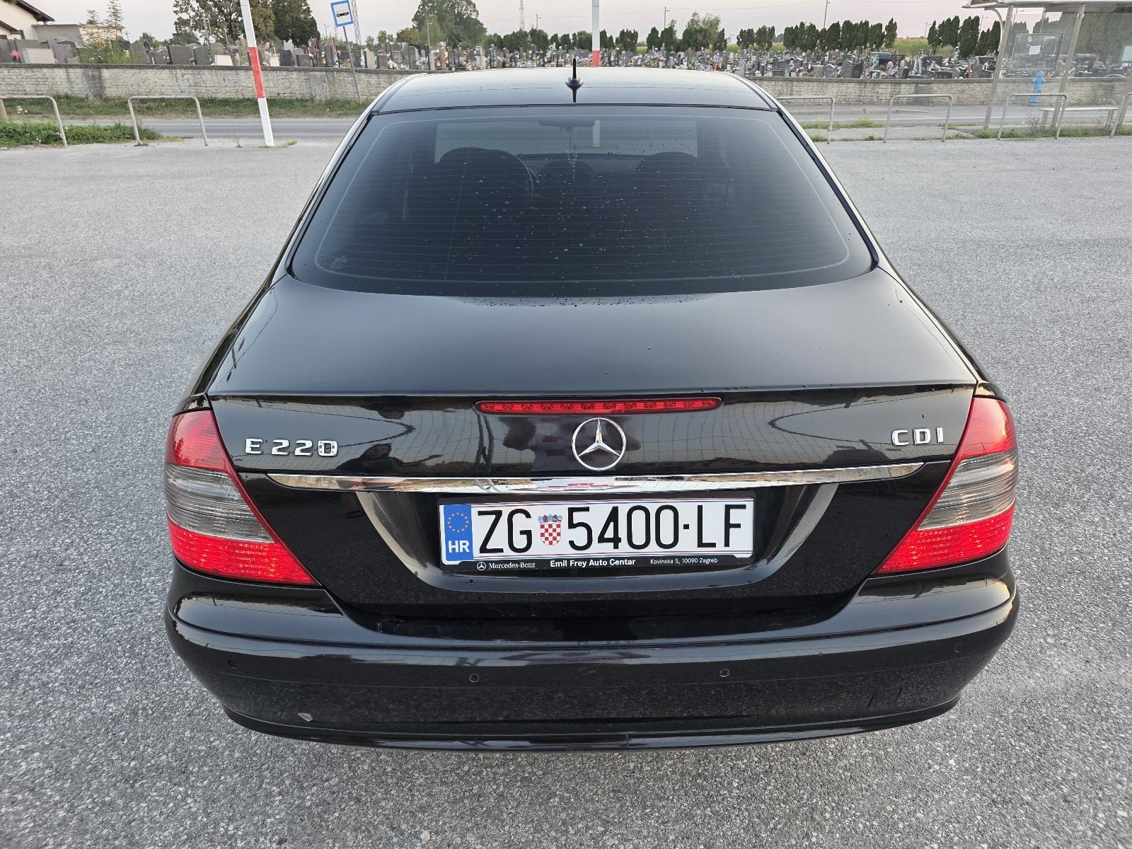 Mercedes-Benz E-klasa 220 CDI automatik, fotografija 8