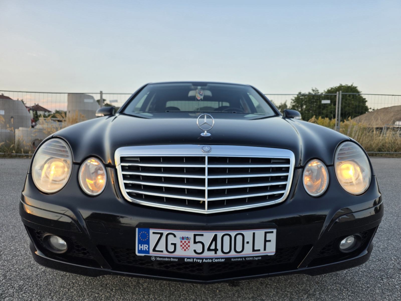 Mercedes-Benz E-klasa 220 CDI automatik, fotografija 2