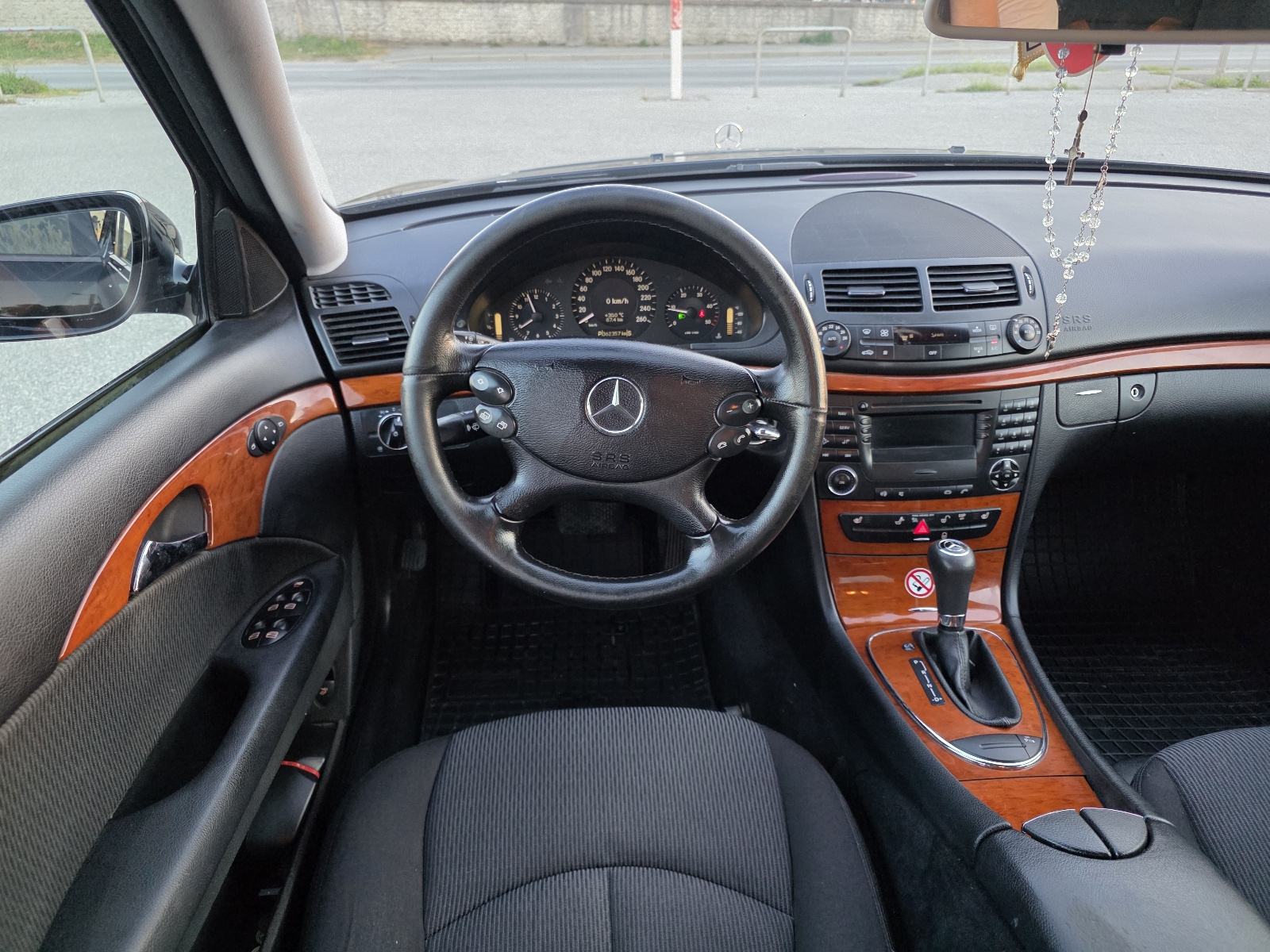 Mercedes-Benz E-klasa 220 CDI automatik, fotografija 14