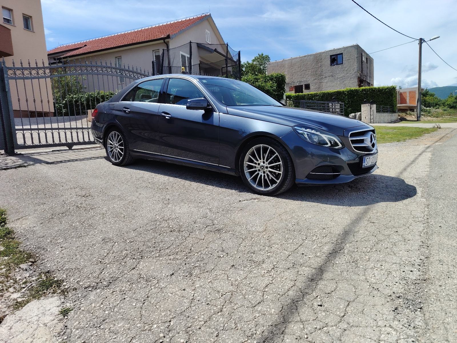 Mercedes-Benz E-klasa 220 CDI automatik, fotografija 3