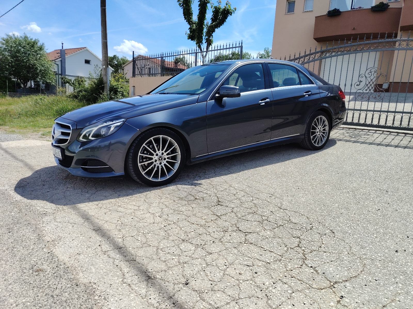 Mercedes-Benz E-klasa 220 CDI automatik, fotografija 5