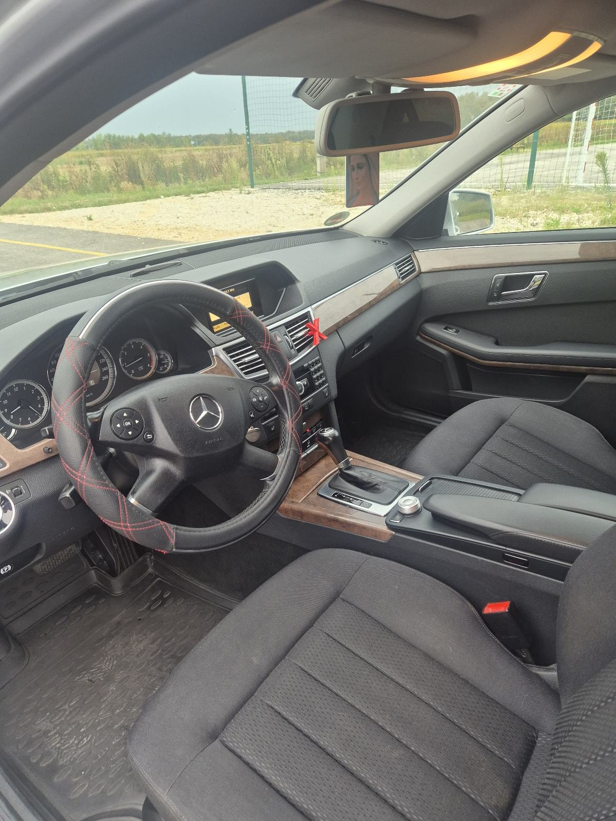 Mercedes-Benz E-klasa 220 CDI automatik, fotografija 18