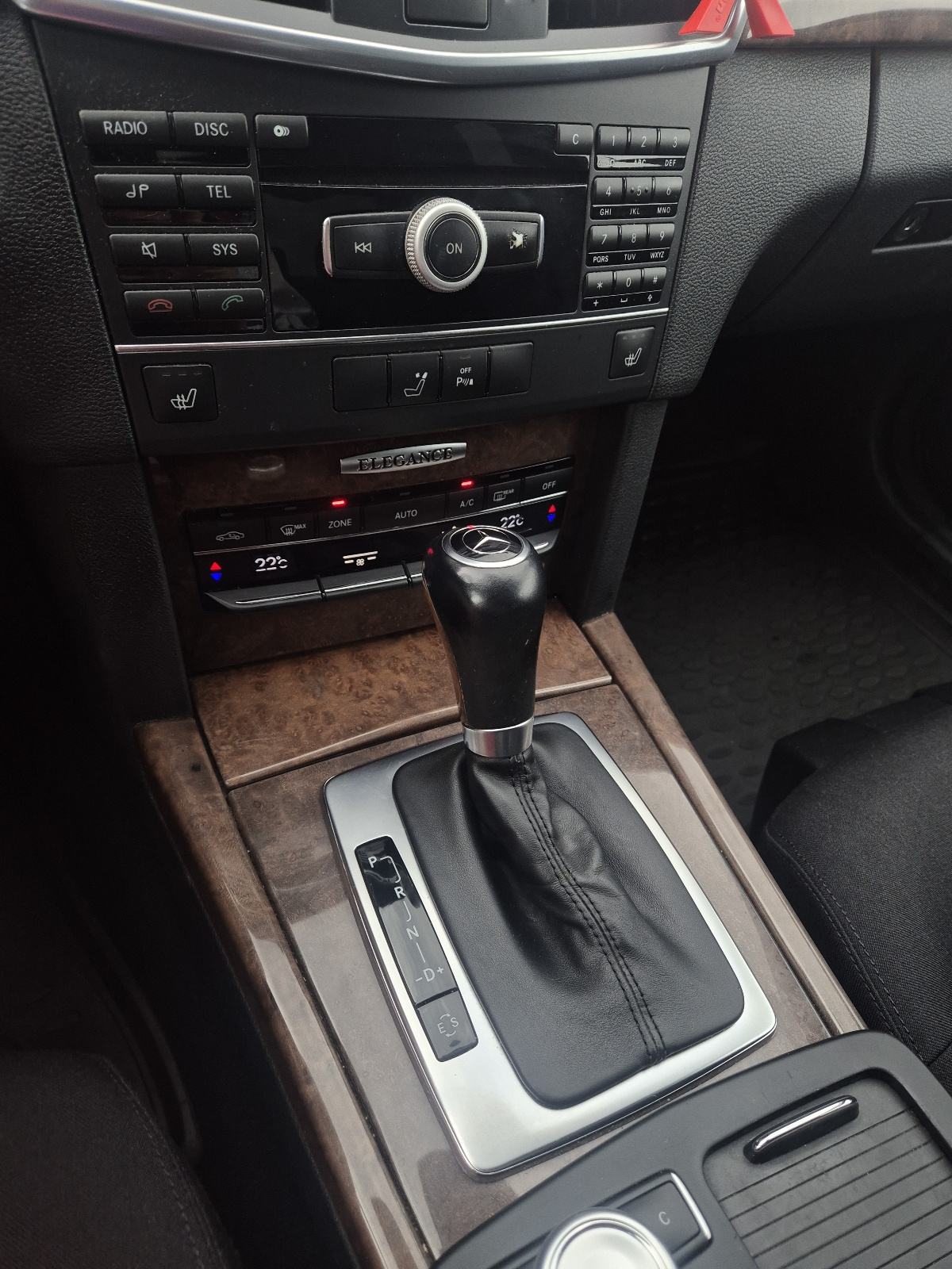 Mercedes-Benz E-klasa 220 CDI automatik, fotografija 20