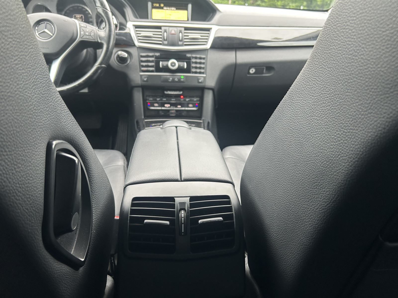 Mercedes-Benz E-klasa 220 CDI / Avantgarde/ kožna sijedala, fotografija 10