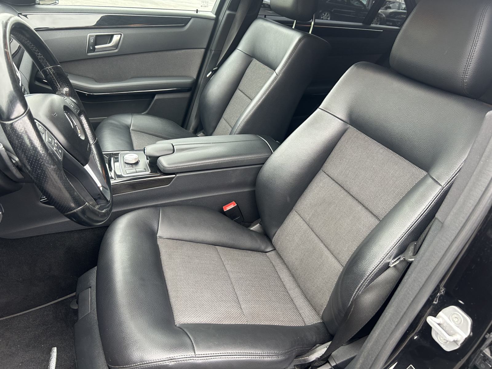 Mercedes-Benz E-klasa 220 CDI / Avantgarde/ kožna sijedala, fotografija 14