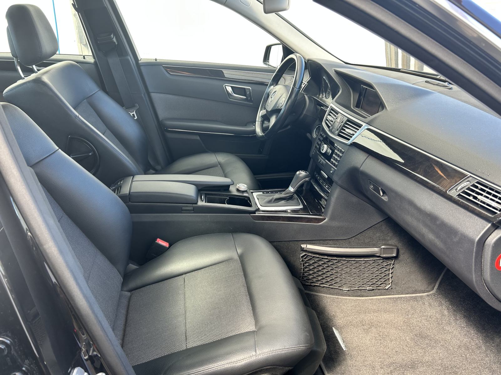 Mercedes-Benz E-klasa 220 CDI AVANTGARDE, fotografija 8