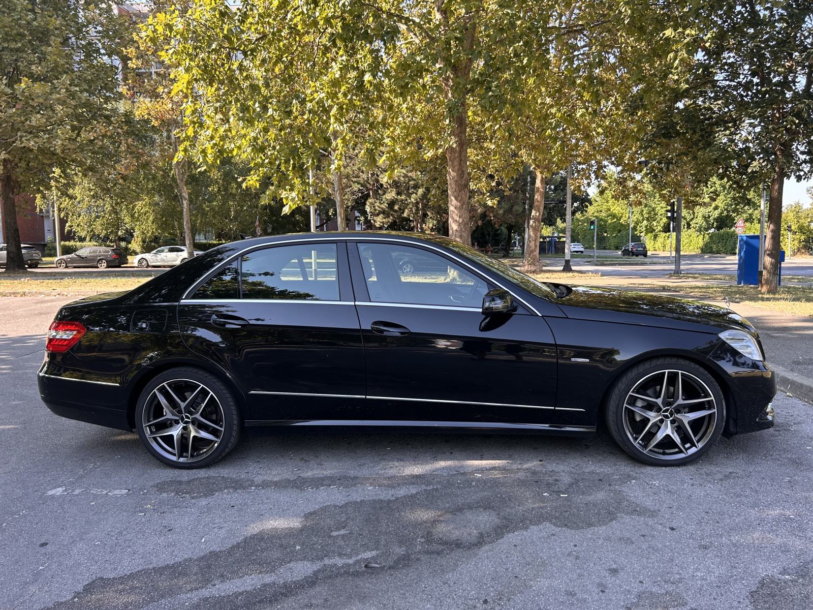 Mercedes-Benz E-klasa 220 CDI AVANTGARDE, fotografija 4