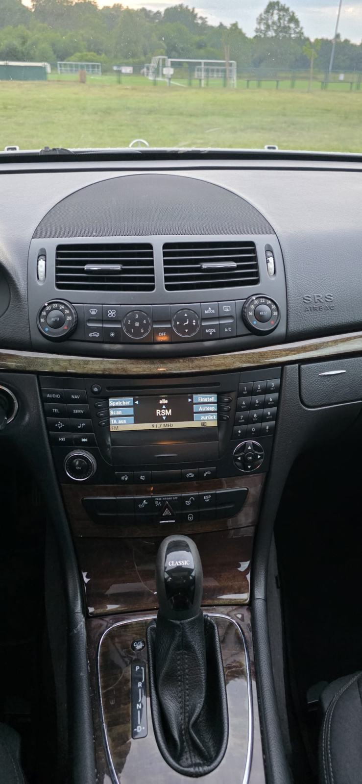 Mercedes-Benz E-klasa 220 CDI Classic automatik kreditne kartice 36, fotografija 7