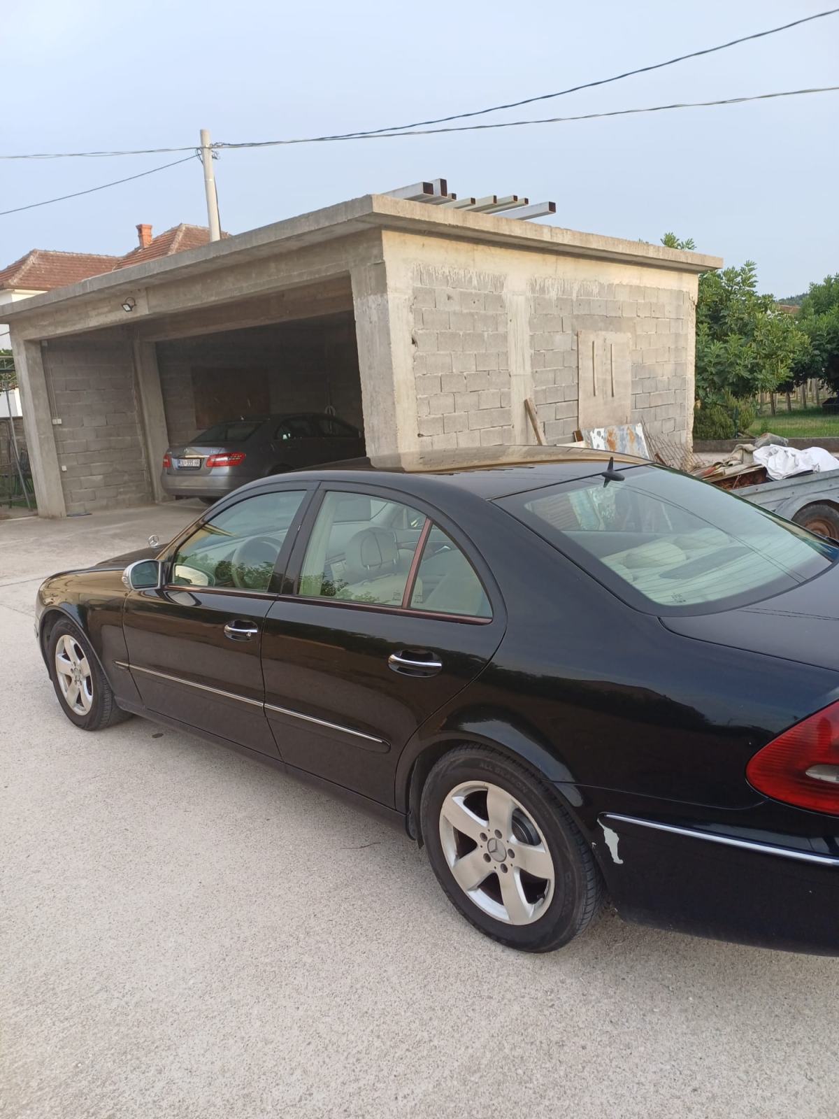 Mercedes-Benz E-klasa 220 CDI automatic, fotografija 2