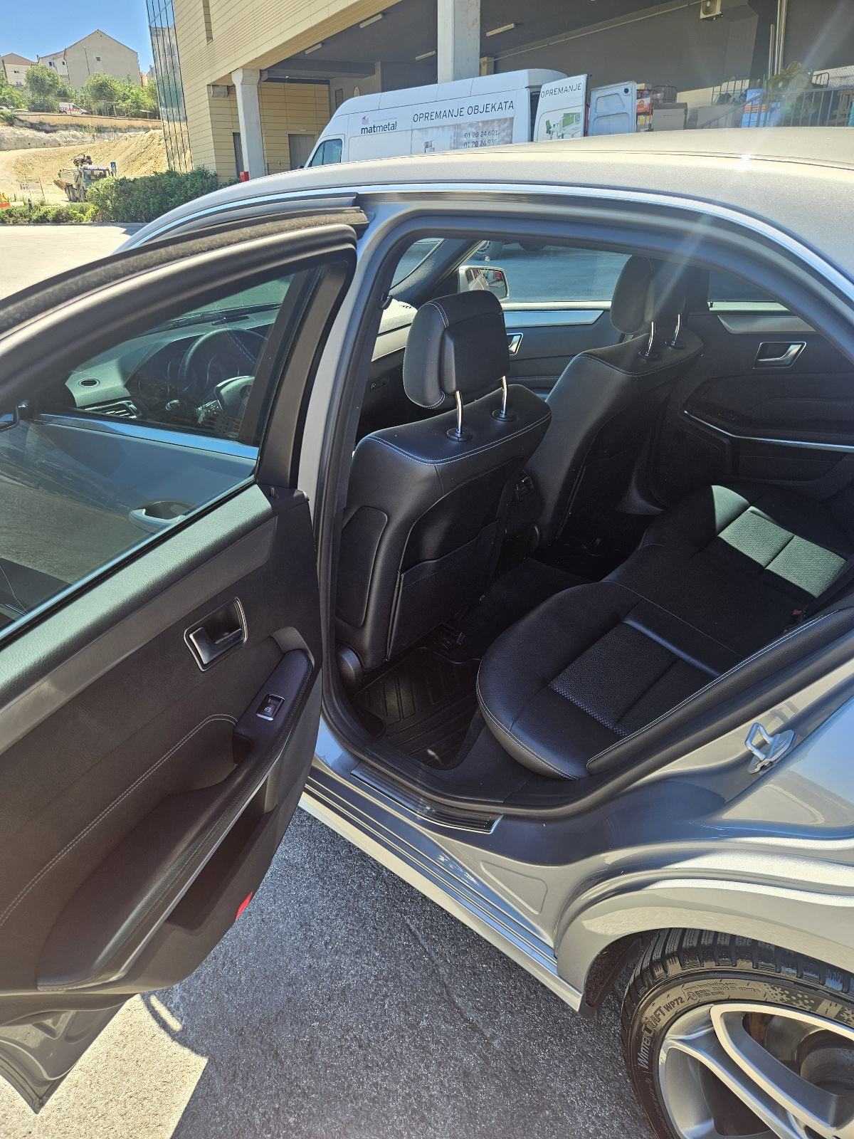 Mercedes-Benz E-klasa 220 CDI, fotografija 13
