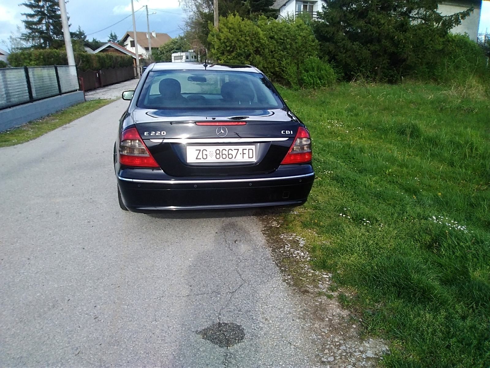 Mercedes-Benz E-klasa 220 CDI ELEGANCE, fotografija 3